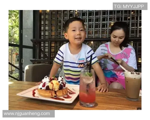 姚明女儿购物日记：时尚潮流与父母关爱的完美结合