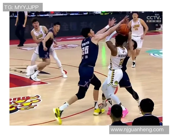 广东华南虎继续击败对手,登顶CBA积分榜 广东华南虎继续击败对手,登顶CBA积分榜