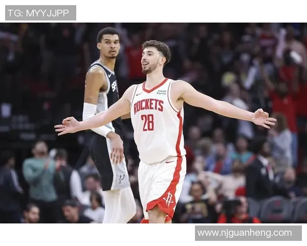 火箭队再次战胜黄蜂，取得四连胜：战斗力全开，领跑赛季巅峰